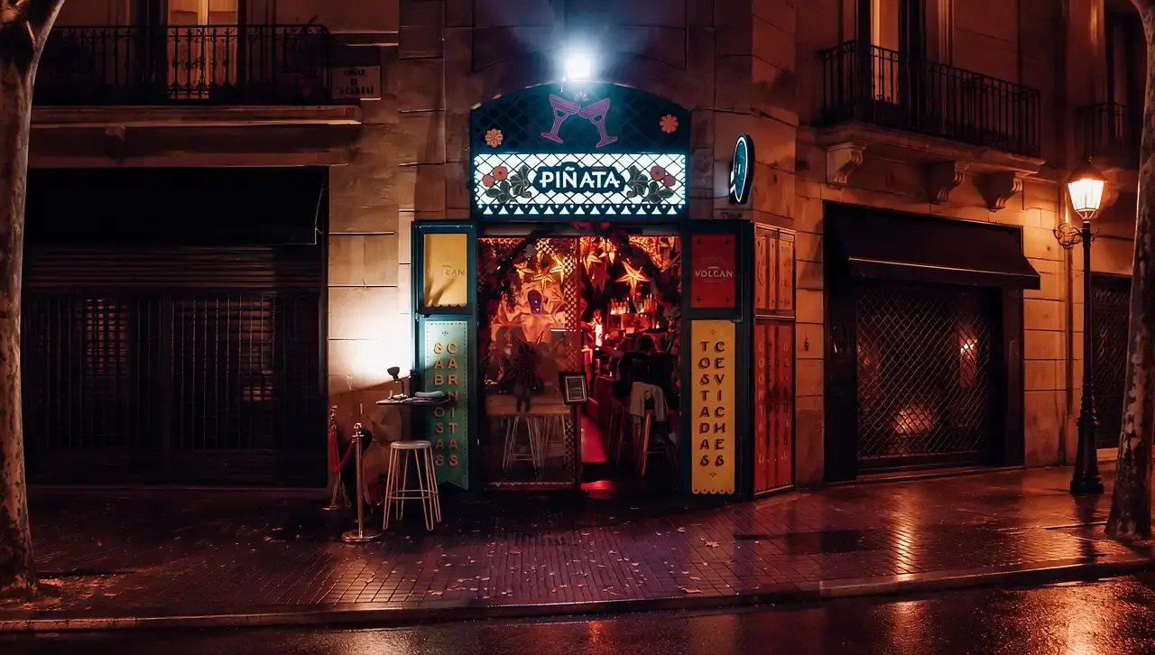 Entrada de Piñata Cantina en Carrer de Casanova 19, Barcelona